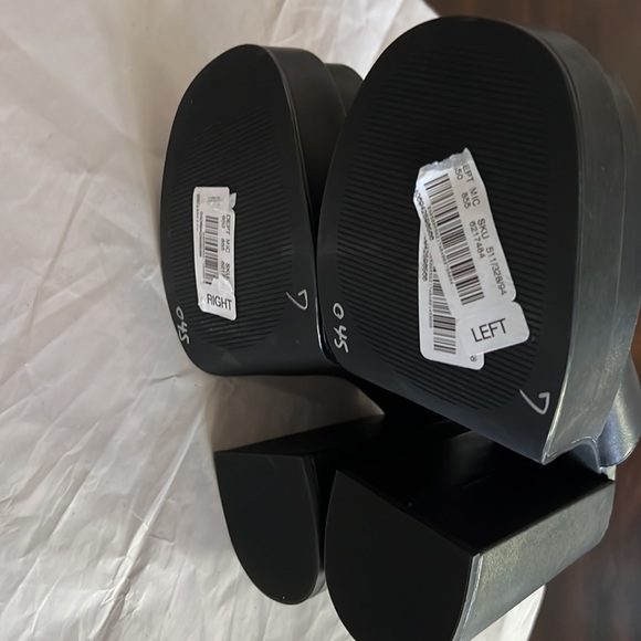 Steve Madden Cagey Leather Double Platform Sandals. - Picture 10 of 11